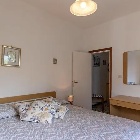 Appartamento Simona Panorama Fetovaia